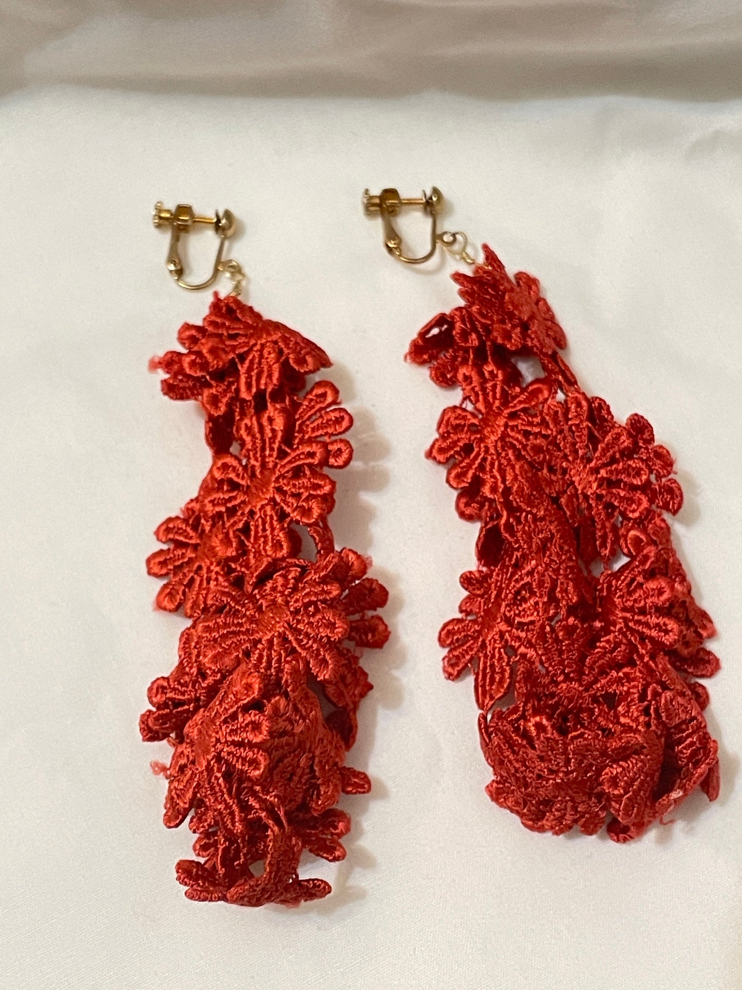 Shoulder Duster Clip-On Earrings (Red)