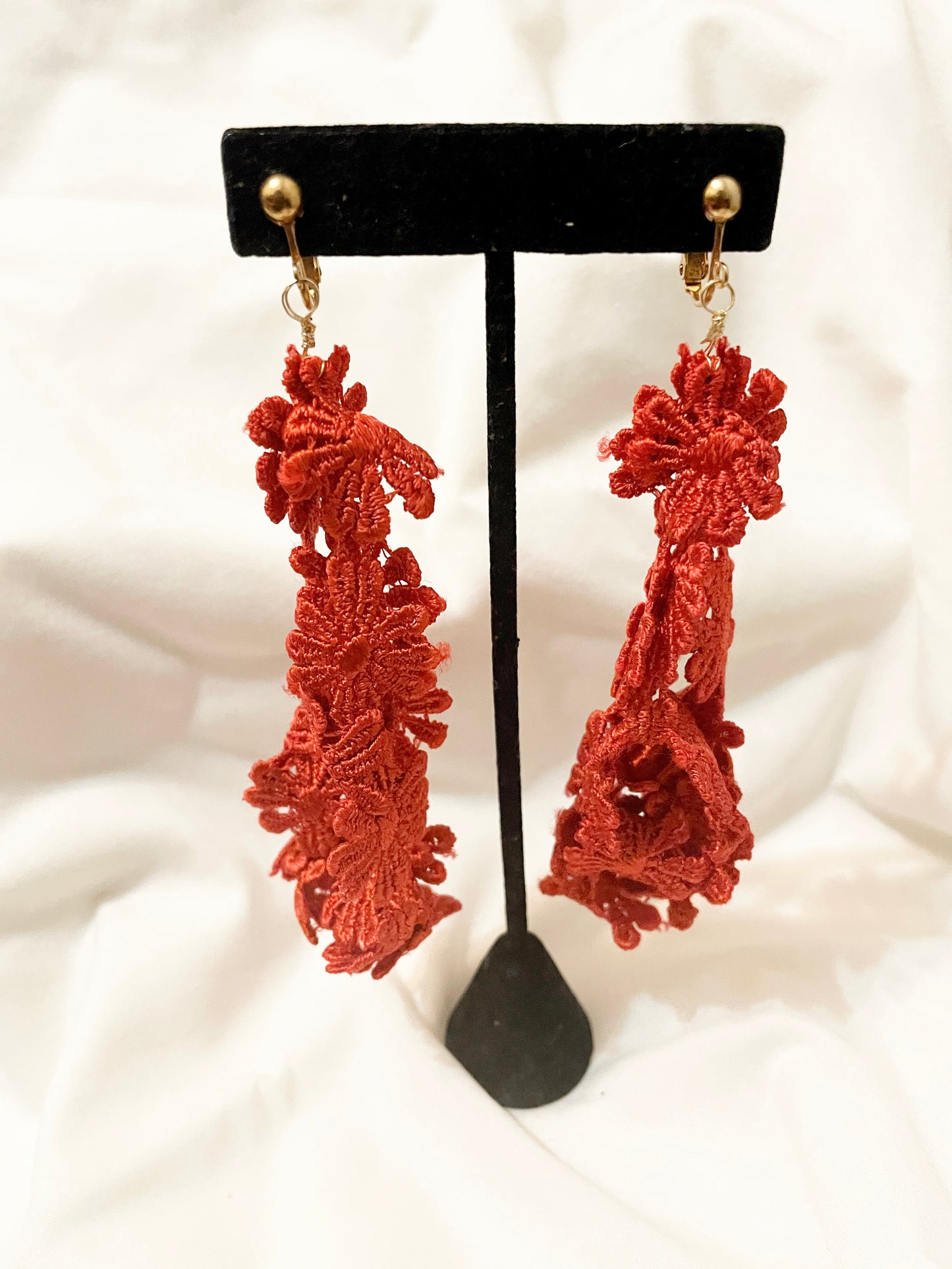 Shoulder Duster Clip-On Earrings (Red)